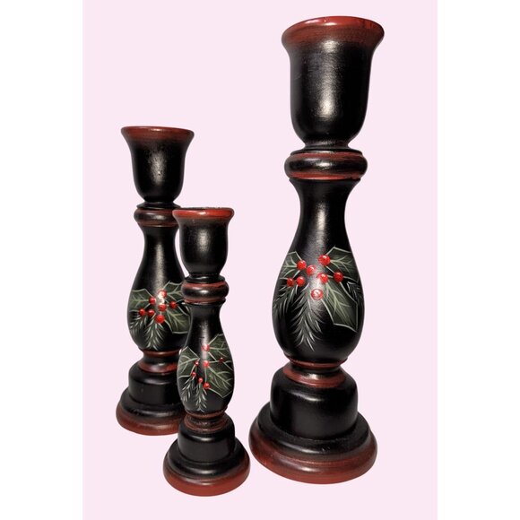 Hand-Painted Holly Berry Wooden Candle Holder rustic farmhouse christmas vintage - Picture 3 of 7